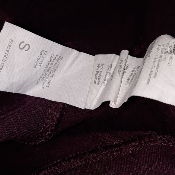 Fabletics womens purple leggings - Picture 3 of 4